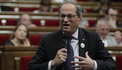 El presidente Quim Torra durante la sesión de control en el Parlament.