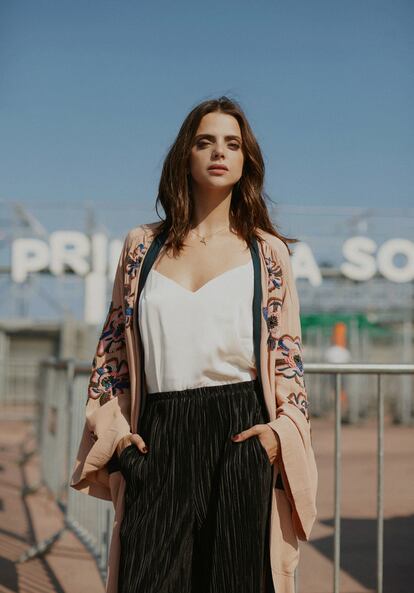 Gómez, con total look de H&M, empieza a rodar el próximo mes ‘Pieles’, el debut cinematográfico como directo de Eduardo Casanova.