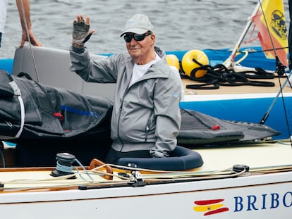 Juan Carlos I, a bordo del `Bribón', en Sanxenxo el pasado 27 de julio.