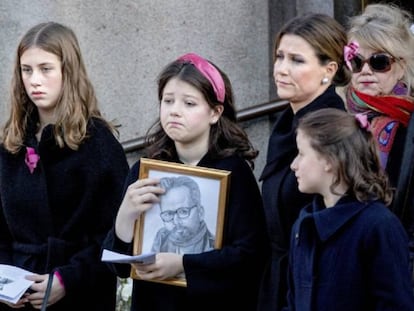 La princesa Marta Luisa de Noruega con sus tres hijas Maud Angelica, Leah Isadora y Emma Tallulah, en el funeral de Ari Behn, en Oslo, el 3 de enero.
 