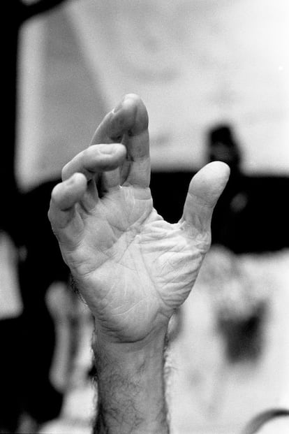 La mano de Antoni Tàpies. Barcelona, 1991.