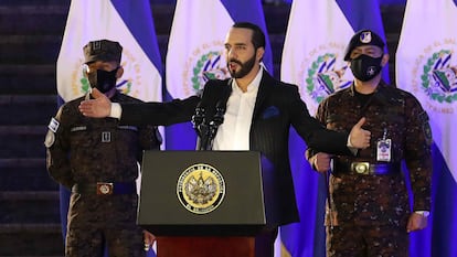 El Salvador: Nayib Bukele participa junto al Alto mando de la Fuerza Armada