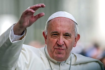 Francisco durante audiência pública na Praça São Pedro, no Vaticano.