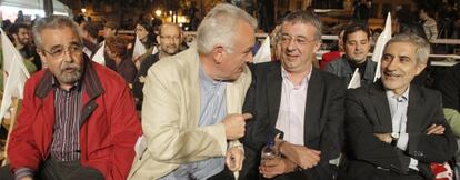 Ángel Pérez, Cayo Lara, Gregorio Gordo y Gaspar Llamazares, en el arranque de la campaña electoral de IU en las autonómicas y municipales de 2011.