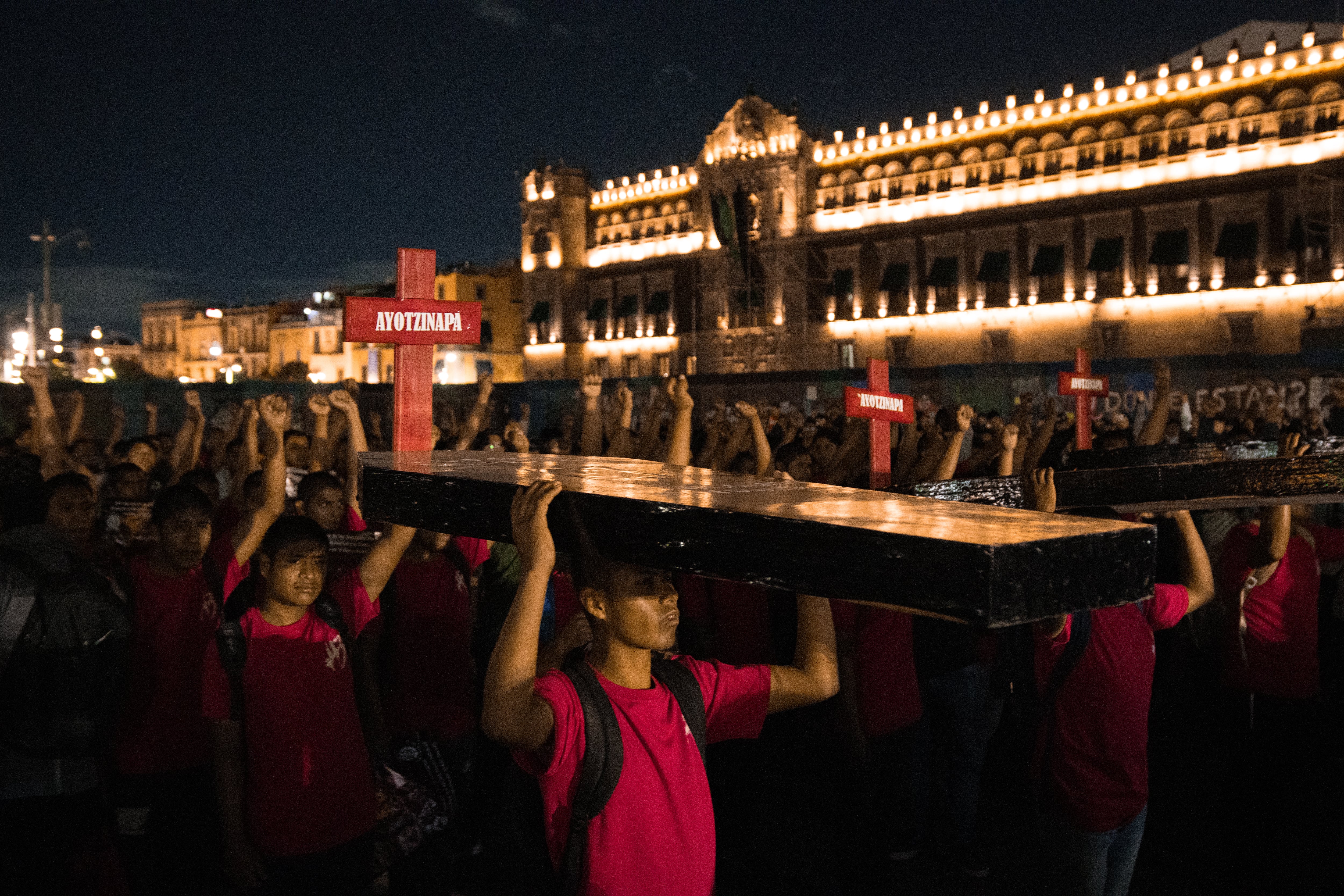 Esta es la nueva tesis del caso Ayotzinapa (y es difícil de probar)