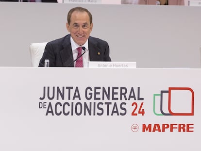 El presidente de Mapfre, Antonio Huertas, rindiendo cuentas ante la junta de accionistas de la aseguradora.