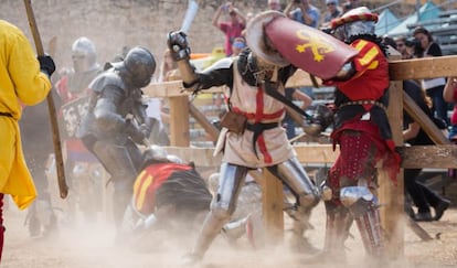 Uno de los encuentros del II Torneo Internacional de Combate Medieval, celebrado la semana pasada en el Castillo de Belmonte, en Cuenca.