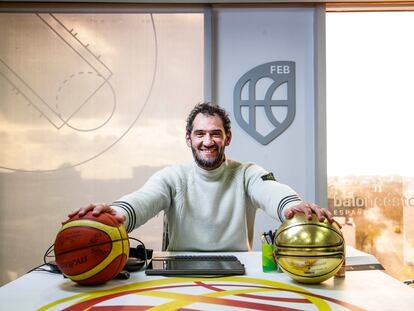 El presidente de la Federación Española de Baloncesto, Jorge Garbajosa en la sede de la Federación.