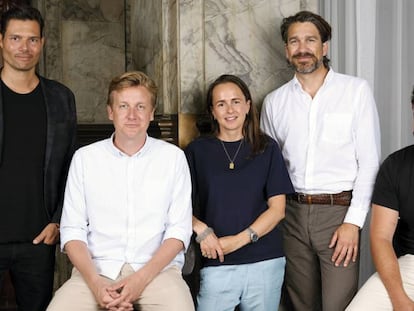Morten Strunge, CEO y cofundador de Podimo, junto al resto del equipo fundador de la compañía.