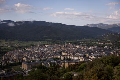 Vista panorámica de la Seu d’Urgell, Lleida, lugar de convocatoria de la manifestación por la vivienda el 6 de diciembre de 2024.