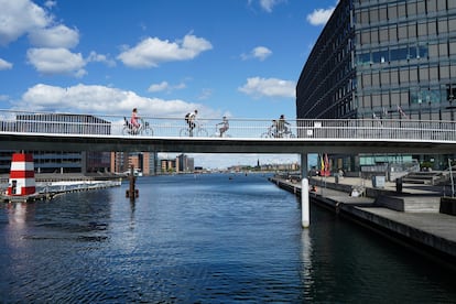 Uno de los puentes ciclistas de la capital danesa.