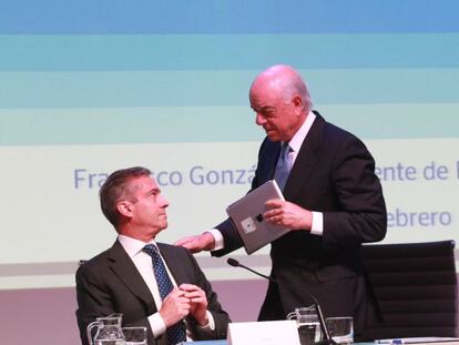 Angel Cano, consejero delegado del BBVA y Francisco González presidente de la entidad hoy en la presentación de resultados anuales del banco.