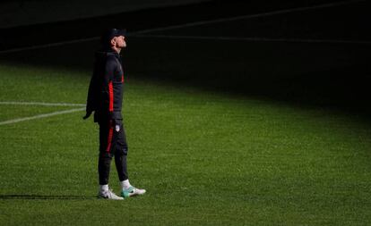 Simeone, durante un entrenamiento del Atlético.