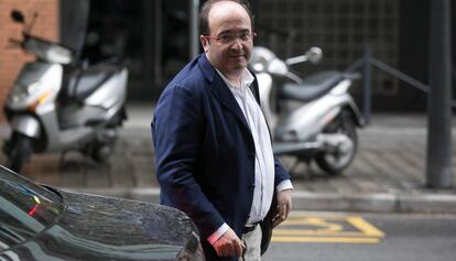 El l&iacute;der del PSC arriba a la seu del partit. 