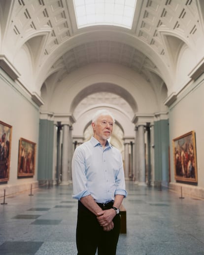 El escritor J. M. Coetzee en el Museo del Prado de Madrid en 2023, en una imagen cedida por la Fundación Loewe.