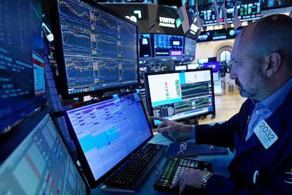 Operadores en la Bolsa de Nueva York.