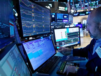 Operadores en la Bolsa de Nueva York.