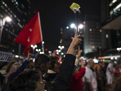 Manifestação de apoio ao jornalista Glenn Greenwald na quarta-feira, em São Paulo.