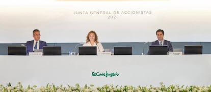 Víctor del Pozo, consejero delegado; Marta Álvarez, presidenta; José Ramón de Hoces, consejero secretario de El Corte Inglés.