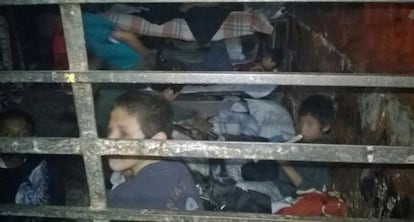 A group of children in one of the dormitories at Mamá Rosa’s House in Zamora (Michoacán).