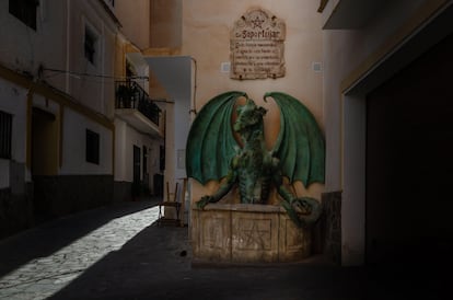 La llamada fuente del dragón, en la localidad de la Alpujarra granadina.