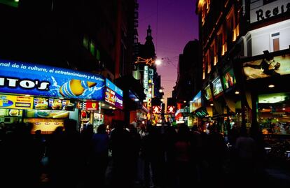 Calle Lavalle, en Buenos Aires.