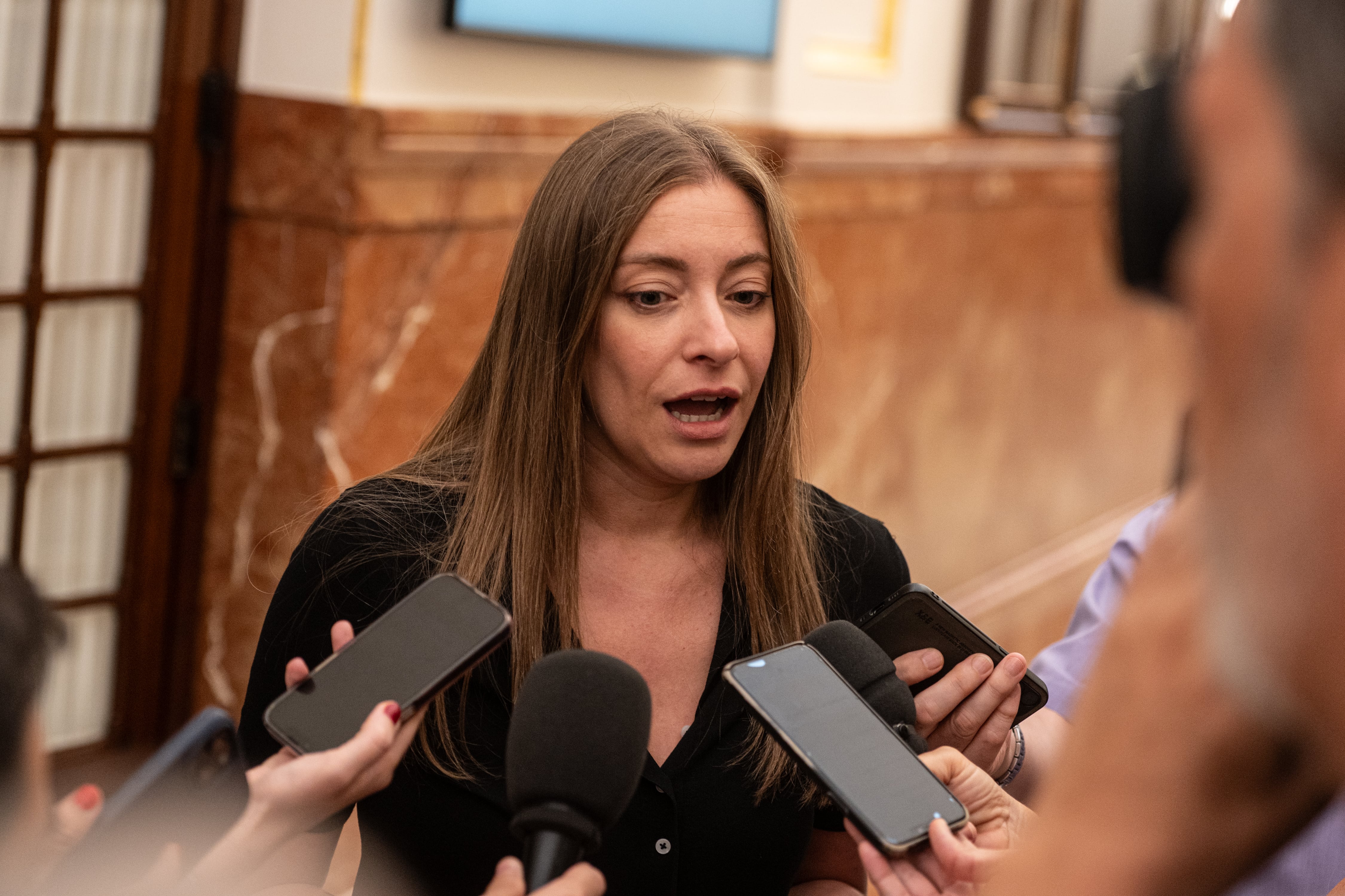 La portavoz del PP en el Congreso sostiene que el Gobierno “pudo promover” la entrada masiva de inmigrantes a Ceuta