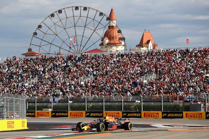 El neerlands Max Verstappen del equipo Aston Martin Red Bull, durante la carrera.
