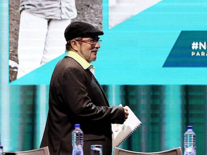 Principal líder das FARC Rodrigo Londoño, codinome Timochenko, durante Congresso.