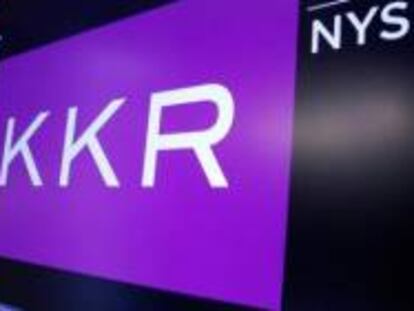 Panel de KKR en la Bolsa de Nueva York.