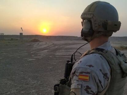 Un militar español en la base Gran Capitán, en Besmayah, Irak.