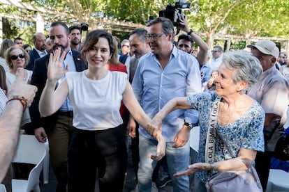 La presidenta de la Comunidad de Madrid, Isabel Díaz Ayuso, durante un acto de campaña del partido, en el Parque Finca Liana en Madrid, el 28 de mayo.