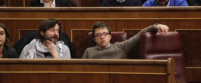 Diputados de Podemos durante la sesión de control al Gobierno del miércoles.