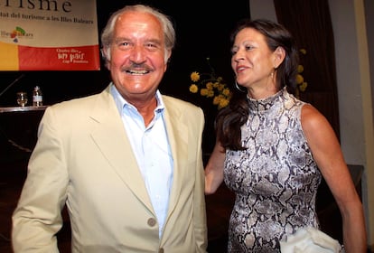 Carlos Fuentes y Cristina Fuentes, en 2002.
