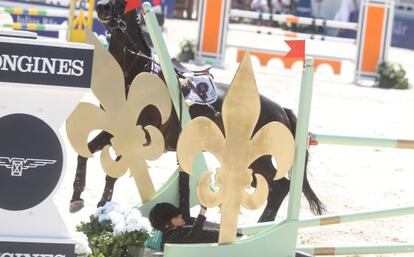 Carlota, durante una caída en el concurso de Saint-Tropez.