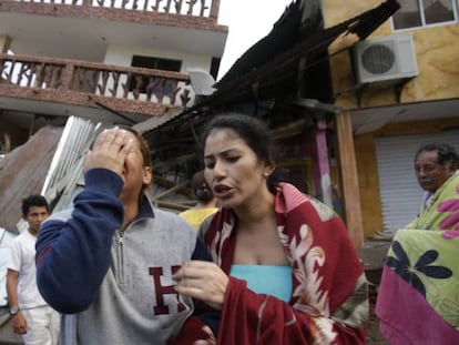 Damnificados por el terremoto en la localidad de Pedernales.