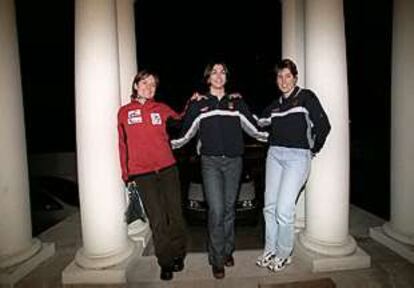 Ana Galindo, María José Rienda y Carolina Ruiz, las tres esquiadoras españolas.