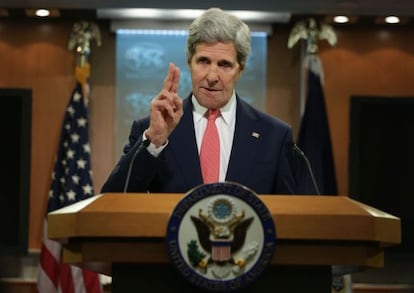 John Kerry comparece ante la prensa para hablar de Ucrania.