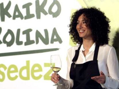 La sumiller Olaia Elorriaga este viernes en el acto de aniversario del consejo regulador del 'txakoli' de Bizkaia.