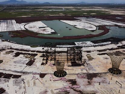 Fotografía de archivo de la estructura del aeropuerto en construcción e inundado en Ciudad de México el pasado septiembre.