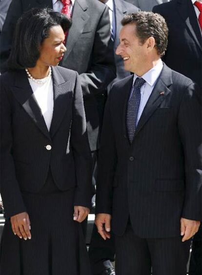 La secretaria de Estado de EE UU, Condoleezza Rice, y el presidente francés, Nicolas Sarkozy.