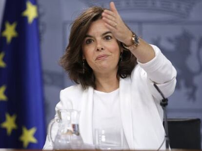 La vicepresidenta Soraya S&aacute;enz de Santamar&iacute;a en la rueda de prensa tras el Consejo de Ministros.