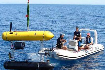 Recuperación del vehículo <i>SeaBed</i> tras una inmersión.