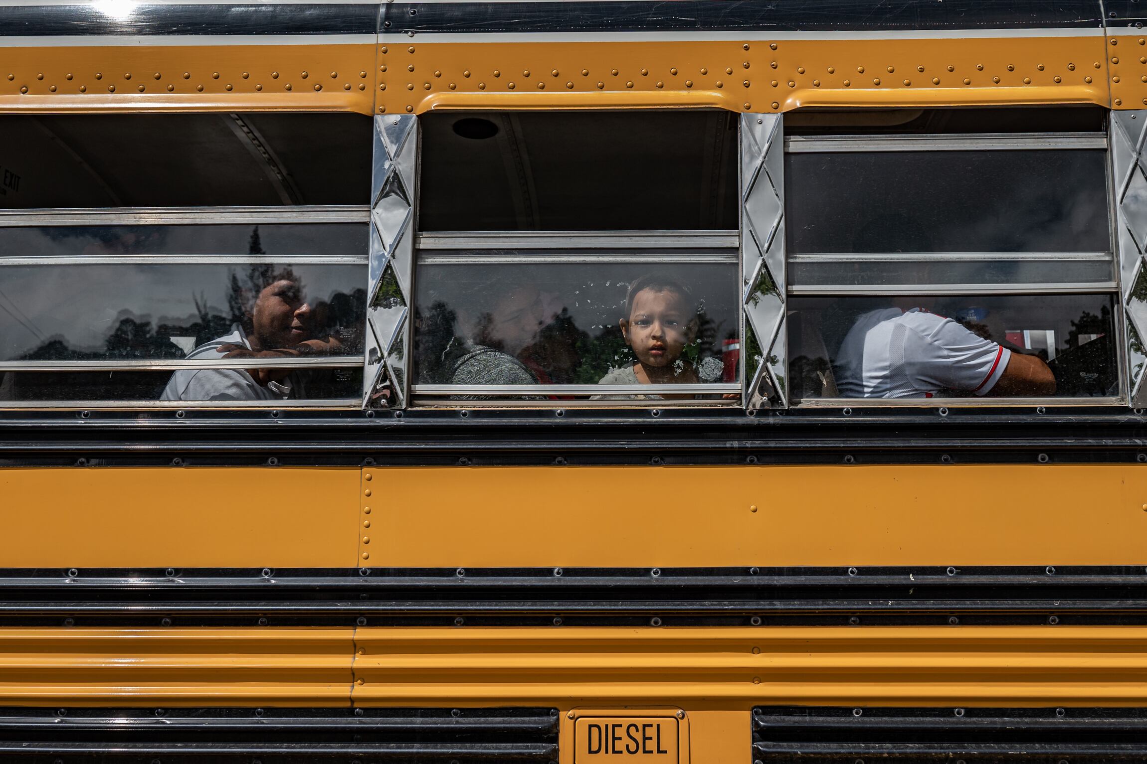 Comprar medicinas, comer o seguir caminando: las dolorosas opciones de los migrantes enfermos en tránsito en Honduras