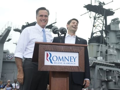 Romney y Ryan, al anunciar la elección de este último a la vicepresidencia, en Norfolk.