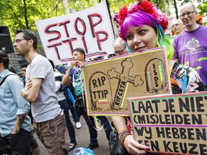 Manifestaci&oacute;n contra el TTIP, el pasado 28 de mayo en &Aacute;msterdam.