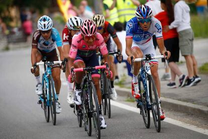 Nairo, Pinot, Pozzovivo, Zakarin y Nibali, en los &uacute;ltimos kil&oacute;metros de la etapa.