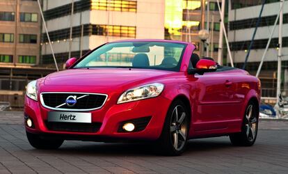 Volvo C 70.