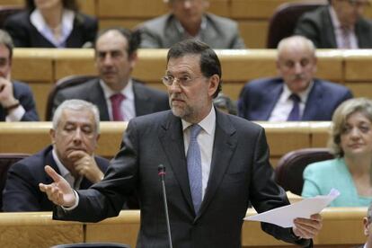El presidente del Gobierno, Mariano Rajoy, en el pleno del Senado.