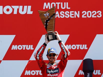 Francesco Bagnaia celebra la victoria en el Gran Premio de Holanda.